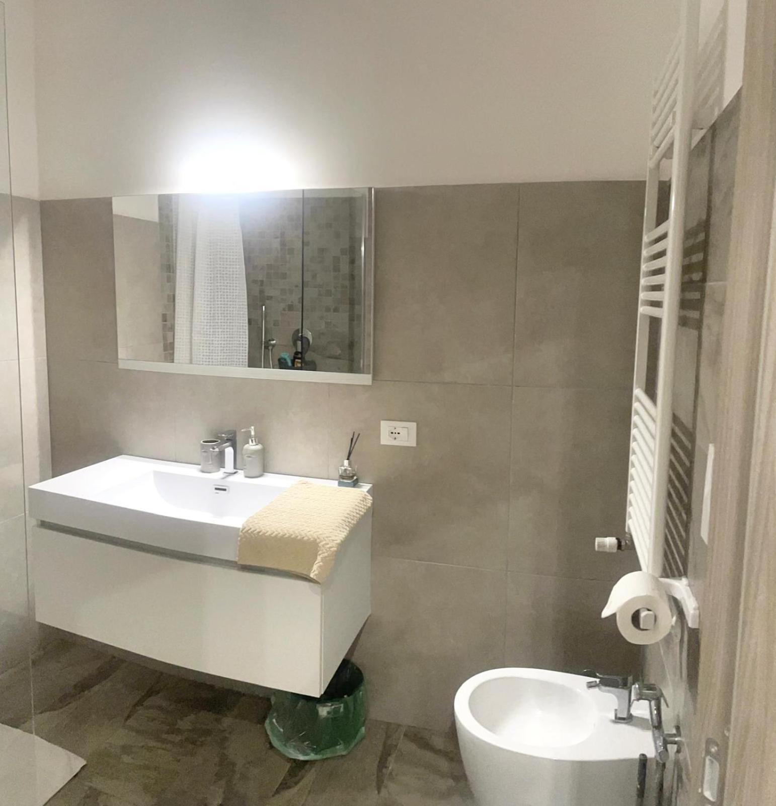 Apartment New Varese Venus Rome